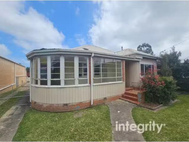 165 Kinghorne Street, Nowra House for rent Listed by Olivia C.