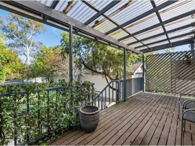165 Hill Street, Orange House for rent Listed by Amanda Lavis.