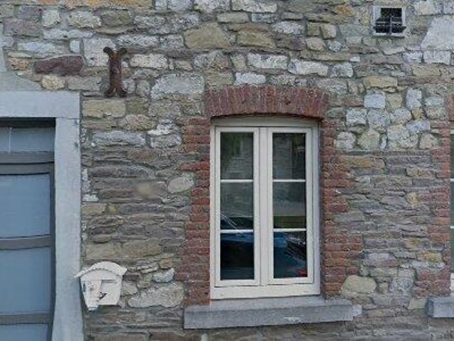 165 m2 apartment for rent in Trooz