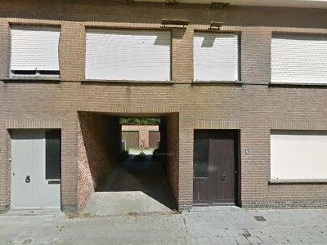 165 m2 apartment for rent in Wichelen