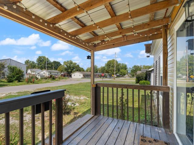 165 N 4th Street