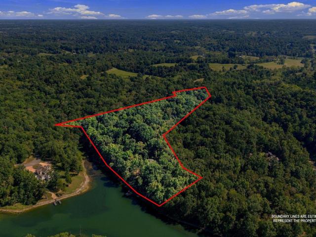 165 S Deerlake Path