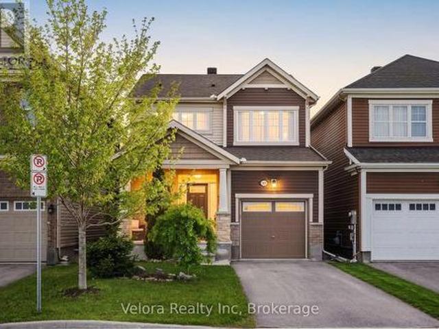 165 Santolina Street, Ottawa, ON, K2S 0W9 house for sale | Listing ID X13651 | Royal LePage
