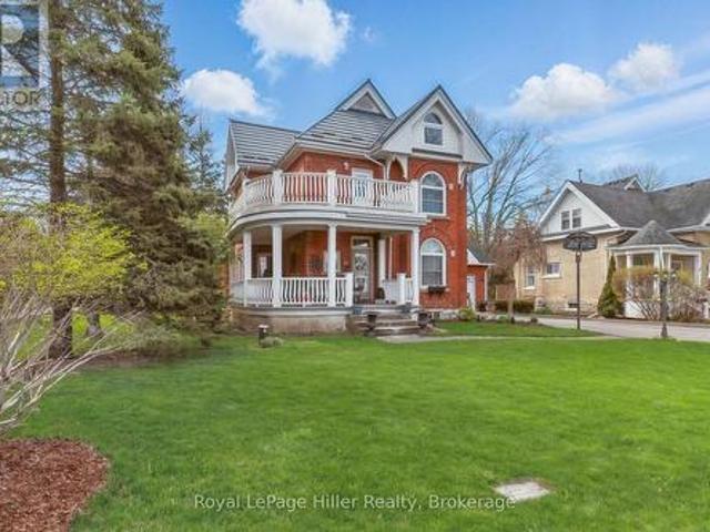 165 Station Road, Perth South Sebringville, ON, N0K 1X0 house for sale | Listing ID X13048 | Royal LePage