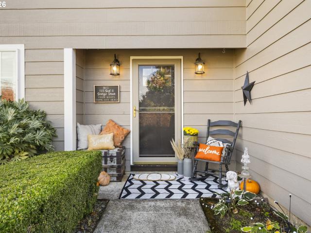 165 sw 9th ave