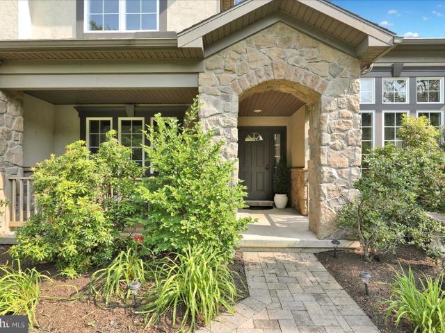 165 Sycamore Boulevard