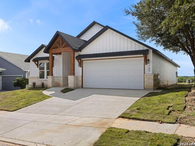 165 Whitewing Way