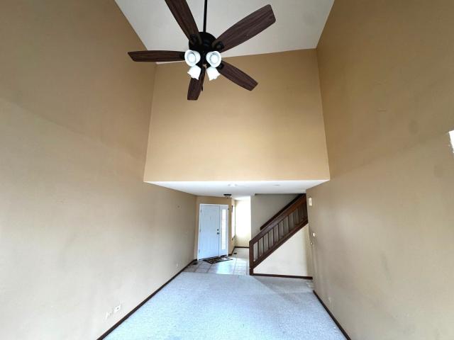 165 Winchester Drive 165, Streamwood, US, IL