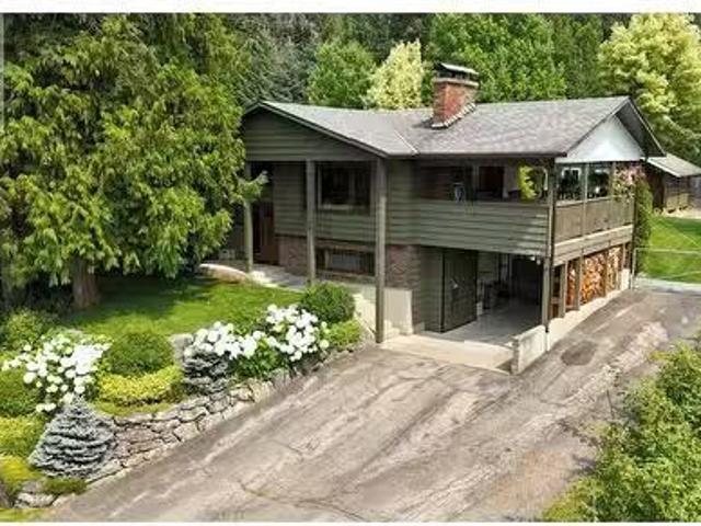 1664 Birch Drive, Revelstoke, BC, V0E 2S1 house for sale Li.