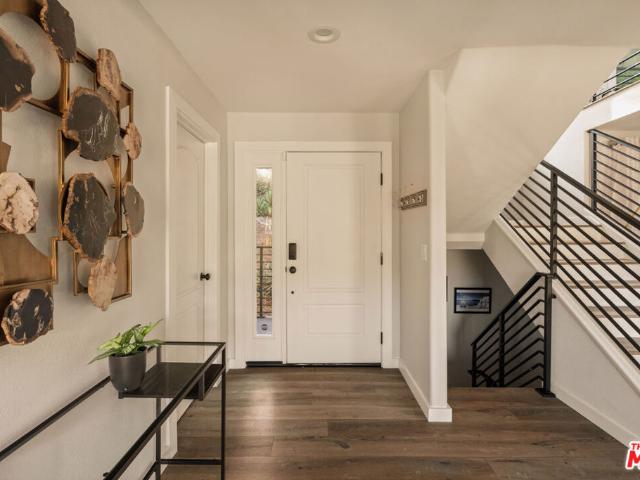 1664 Gladys Drive