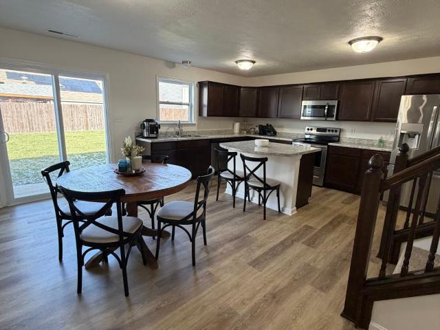 1664 W Kole Drive