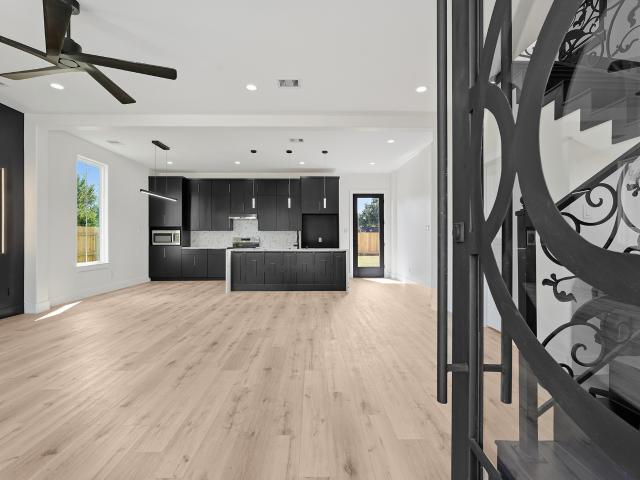 16654 Laurelwood Drive
