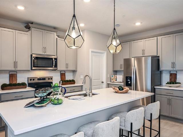 1665 Greenleaf Wds Cv, Oviedo, FL 32765 | MLS #O6395
