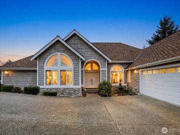 1665 th Ave NE, Sammamish, WA 98074 | MLS #2500