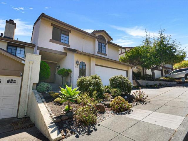 1665 Toyon Court
