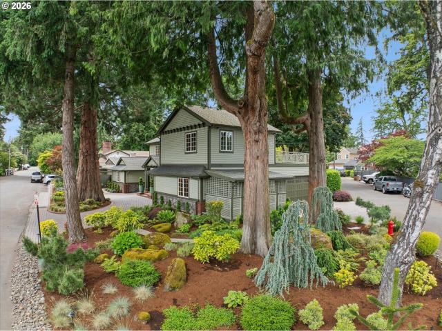 16686 Maple CIR
