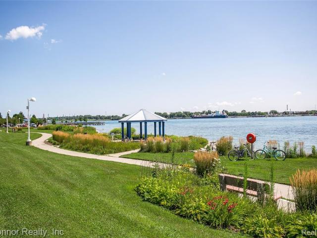 1660 River Road # 53