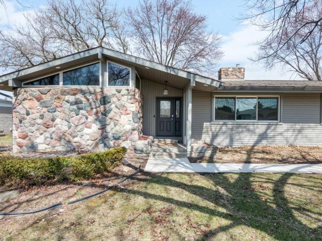 16615 Walcliff Drive, Clinton Township, US, MI