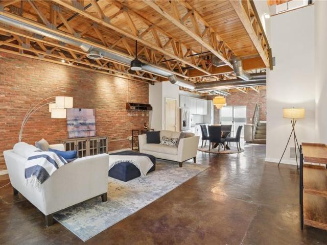 1661 La France Street NE 319