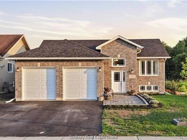 1663 Meadowlark Way, Val Caron, ON, P3N 0A8 house for sale | Listing ID 2130 | Royal LePage