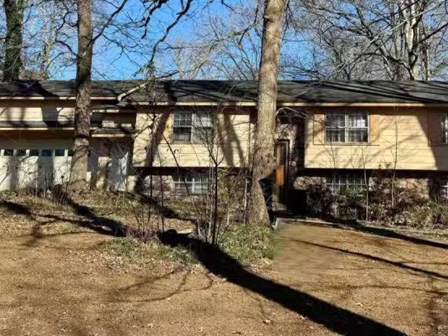 166 3RD AVE W, GRANT, AL 35747