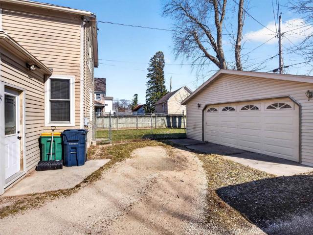 166 5th St, Fond du Lac, WI 54935 | MLS #2020