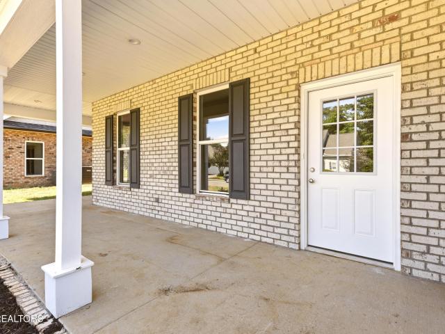 166 Crossroads Blvd
