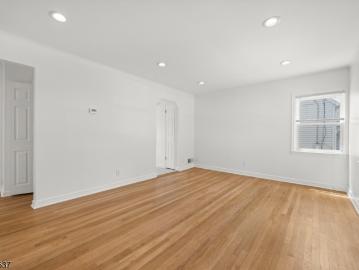 166 Beverly Hill Rd