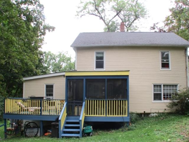 166 Fairview Ave