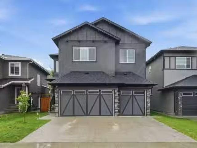 166 Kinniburgh Crescent, Chestermere, AB, T1X 1Y1 house for.