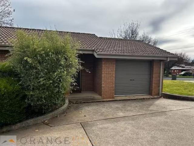 1/66 Icely Road, Orange Apartment for rent Listed by Fiona Sm.