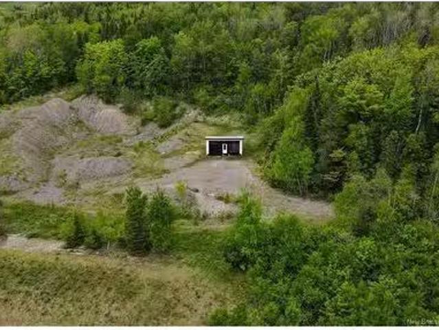 166 Levasseur Rd, Saint Joseph De Madawaska, NB, E7B 2N4 hou.