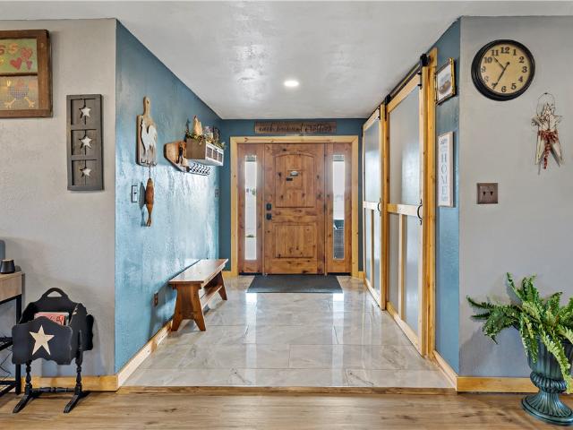 166 Seminole Rd