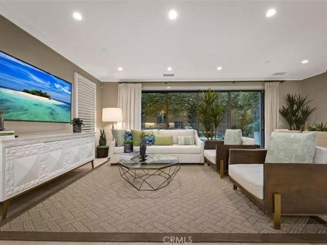 166 Villa Ridge