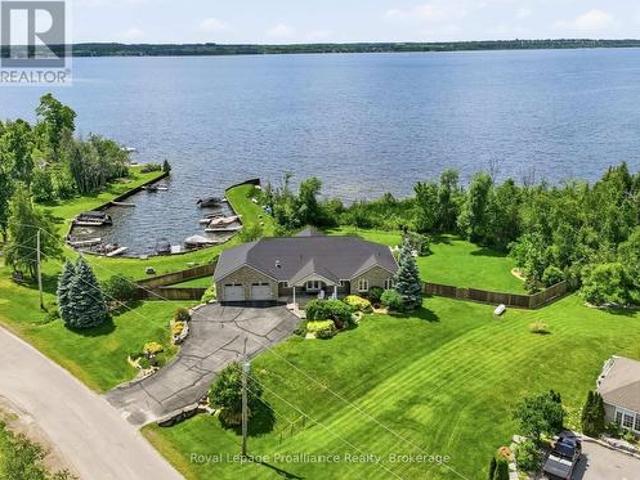 1674 Morris Avenue, Selwyn, ON, K0L 1T0 Luxury House for sale | Listing ID X13538 | Royal LePage Carriage Trade Luxury Properties