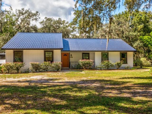 16758 SE 181st Ter, Weirsdale, FL 32195 | MLS #G5106