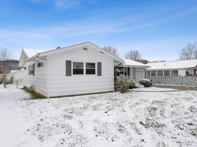 1675 Christopher Road