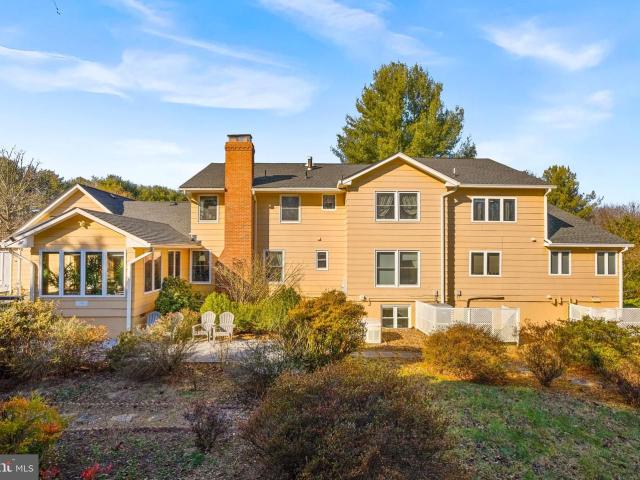 16764 Hillsboro Rd, Purcellville, VA