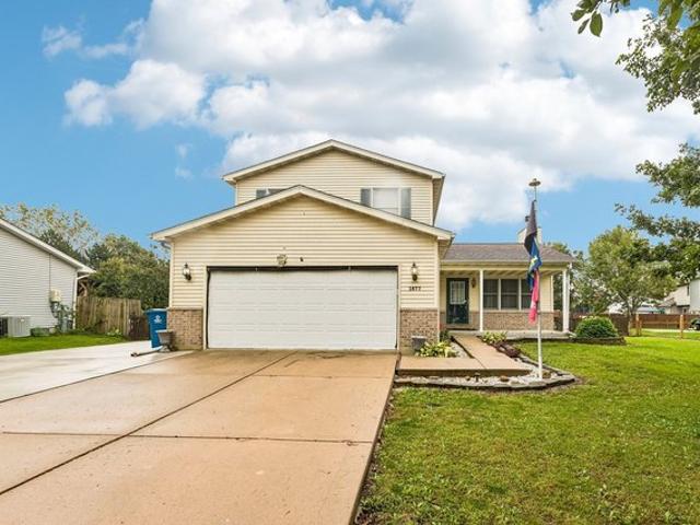 1677 Carol Anne Dr, Morris, IL 60450