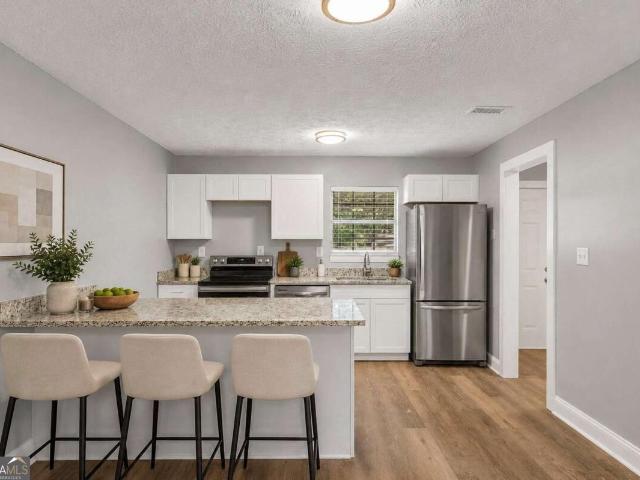1677 Liberty Valley