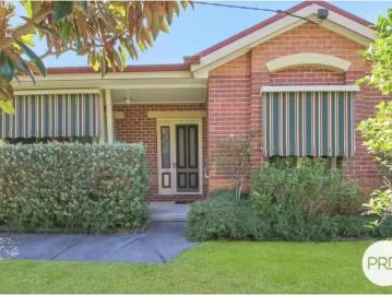 1/670 Jones Street, ALBURY Townhouse for rent Listed by Resid.