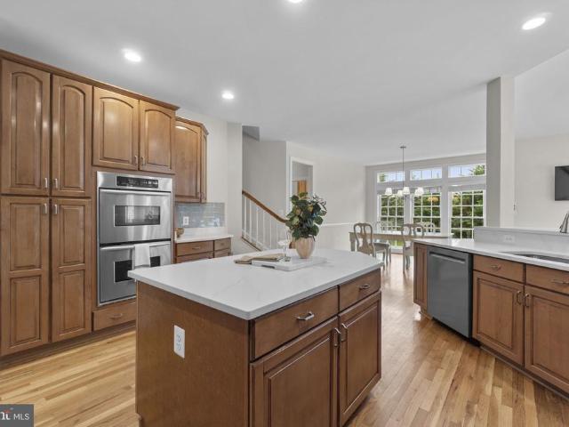1670 Lake Ridge Court