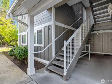 1670 SW Mulberry Street # B201