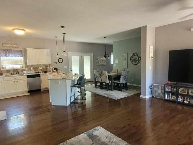 1670 WOODS Lane