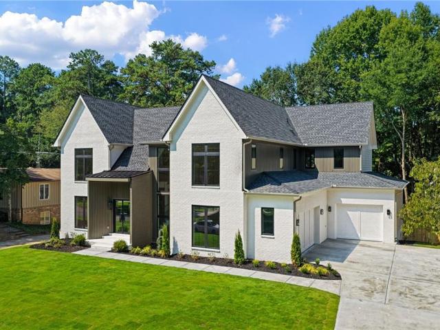 1671 Manhasset Drive