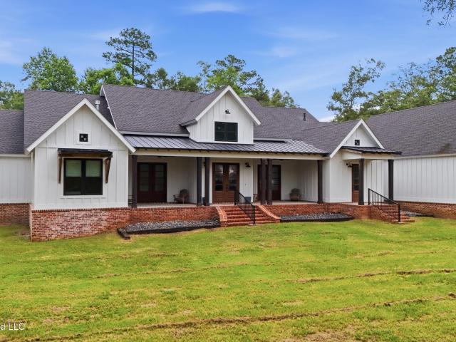 16724 W Spring Lake Drive