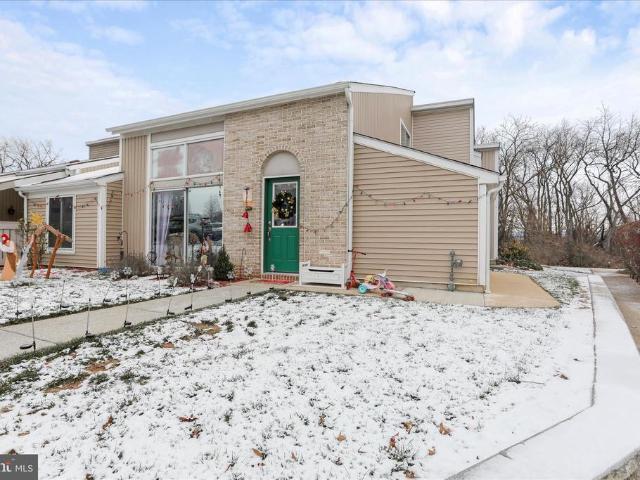 1672 Woodlands Run