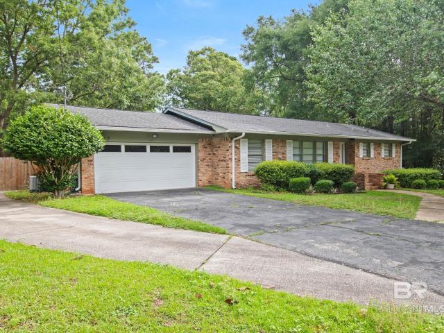 167 Country Club Drive