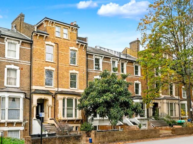 167 Amhurst Road 2, Hackney, London E8, 2 bed flat to rent, £2,275 pcm | PrimeLocation