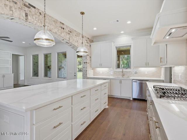 167 Hunter's Cove